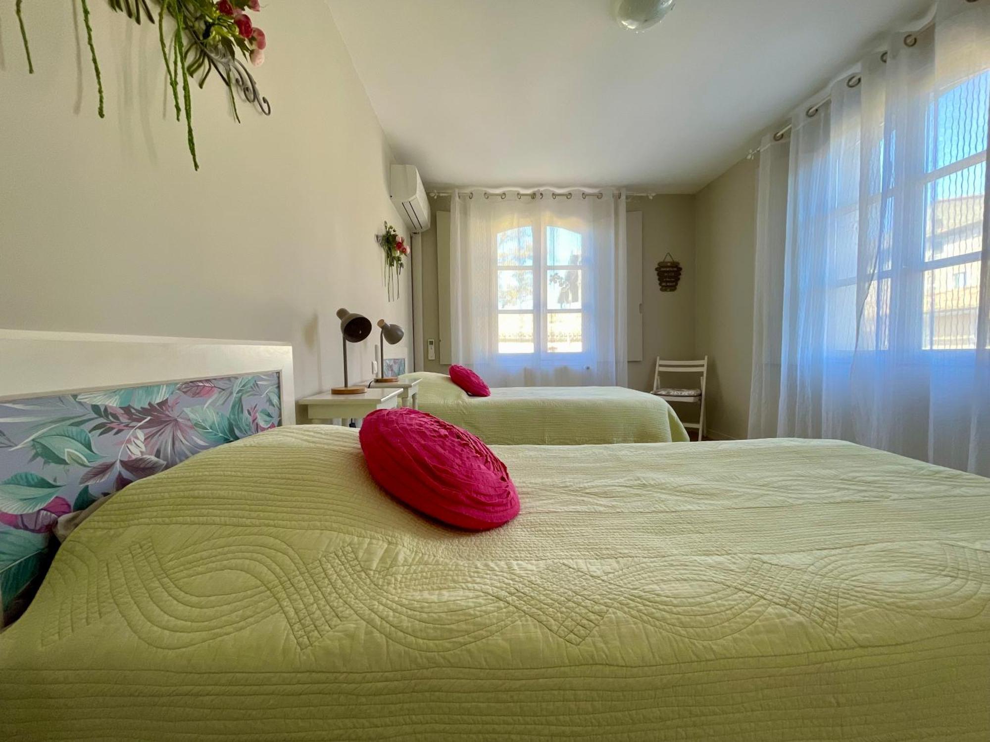 Cote Cite Appartements - Parking Prive - 100M Cite Medievale Carcassonne Rum bild